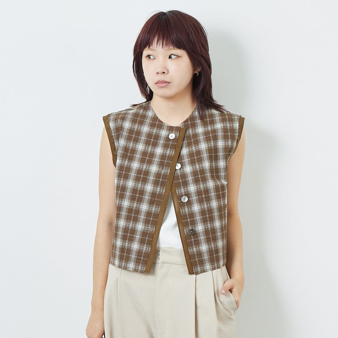 KHAKI&&モデル身長：167cm 着用サイズ：F&&