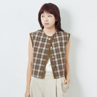 KHAKI&&モデル身長：167cm 着用サイズ：F&&