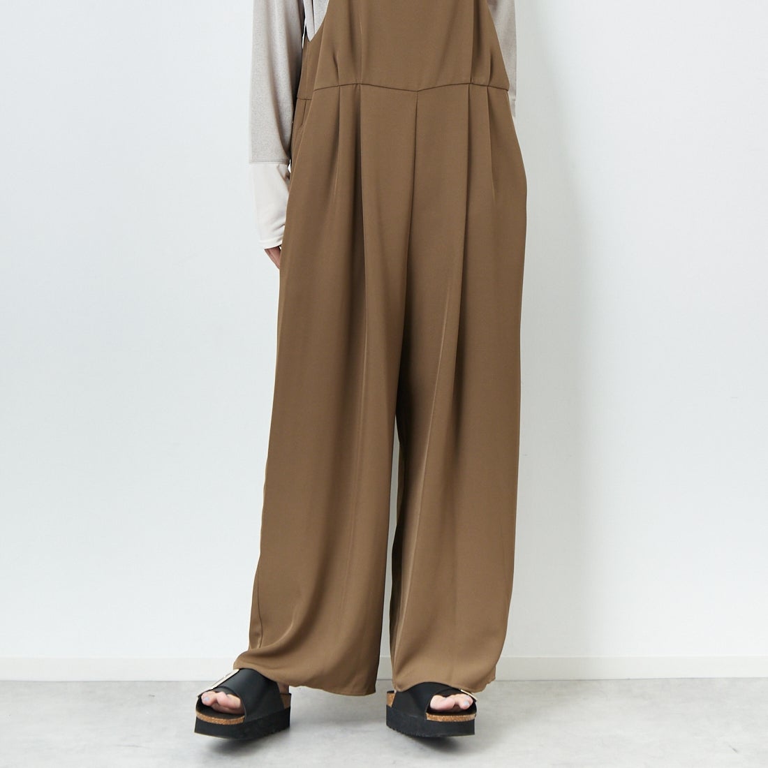CHIGNON [シニヨン] スクエアサロペット [3653-336KK] BROWN &&モデル身長：167cm 着用サイズ：F&&
