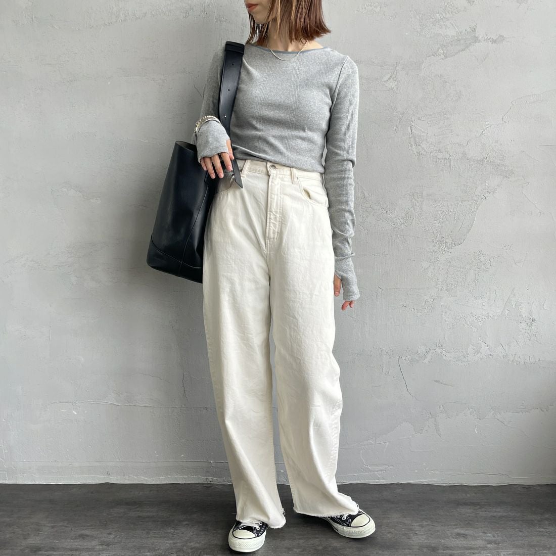 Robert P.Miller [ロバートピーミラー] 別注 配色パネルリブ ボートネックTシャツ [RM254-2041IN-JF] M.GRAY &&モデル身長：158cm 着用サイズ：F&&