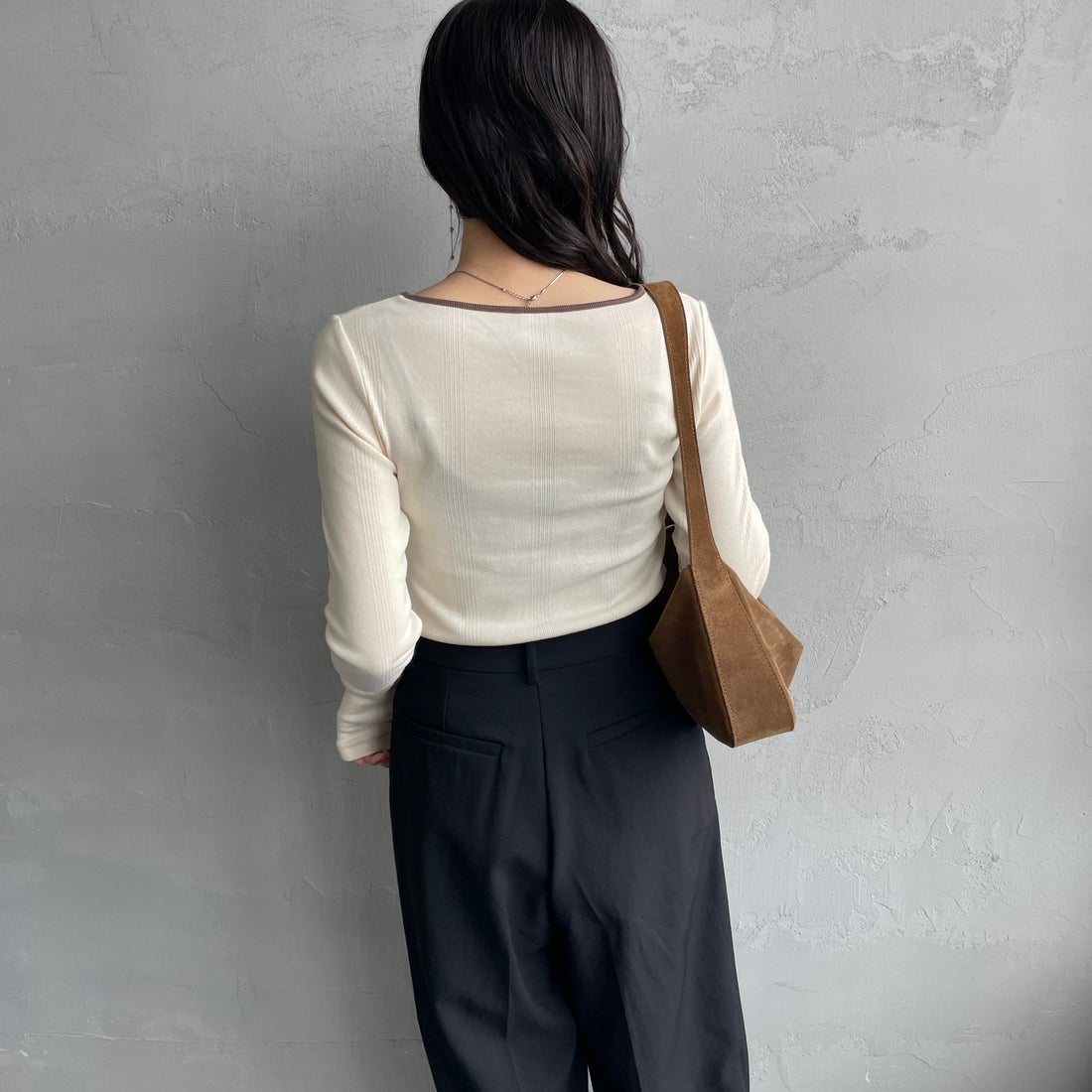 Robert P.Miller [ロバートピーミラー] 別注 配色パネルリブ ボートネックTシャツ [RM254-2041IN-JF] IVORY &&モデル身長：160cm 着用サイズ：F&&