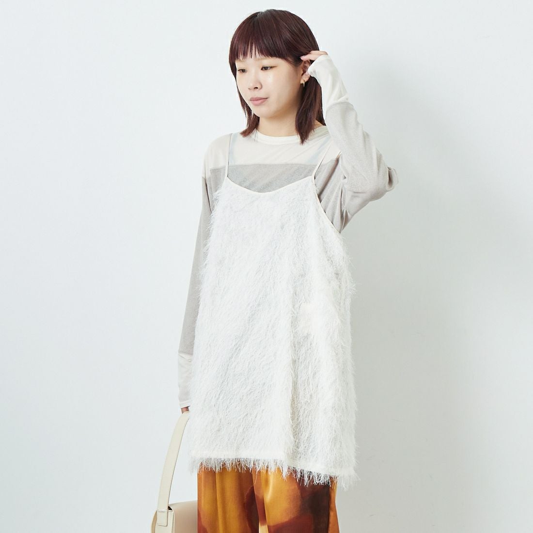 CHIGNON [シニヨン] フリンジチュニックキャミ [1653-380NH] IVORY &&モデル身長：167cm 着用サイズ：F&&