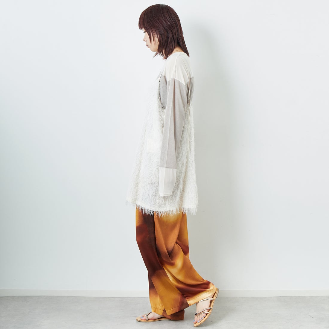CHIGNON [シニヨン] フリンジチュニックキャミ [1653-380NH] IVORY &&モデル身長：167cm 着用サイズ：F&&