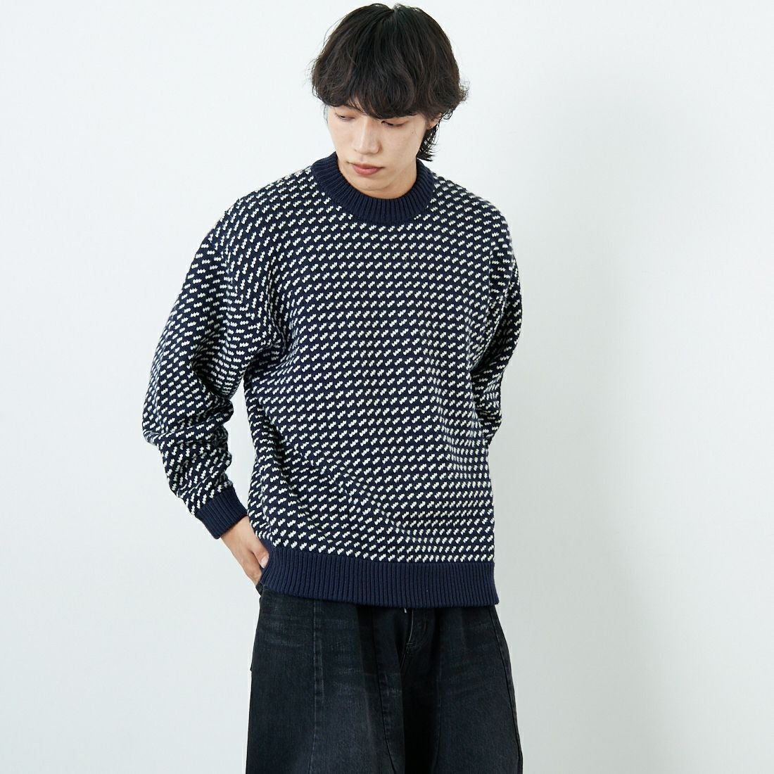 L.L.BEAN [エルエルビーン] Wayne バーズアイセーター [5575-2030] 90 NVY/NAT &&モデル身長：179cm 着用サイズ：L&&