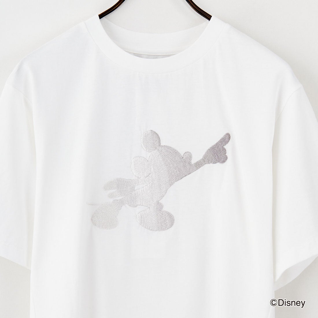 1PIU1UGUALE3 RELAX [ウノ ピゥ ウノ ウグァーレ トレ] MICKEY MOUSE / 刺繍Tシャツ [UST-25140] SN10 WHITE