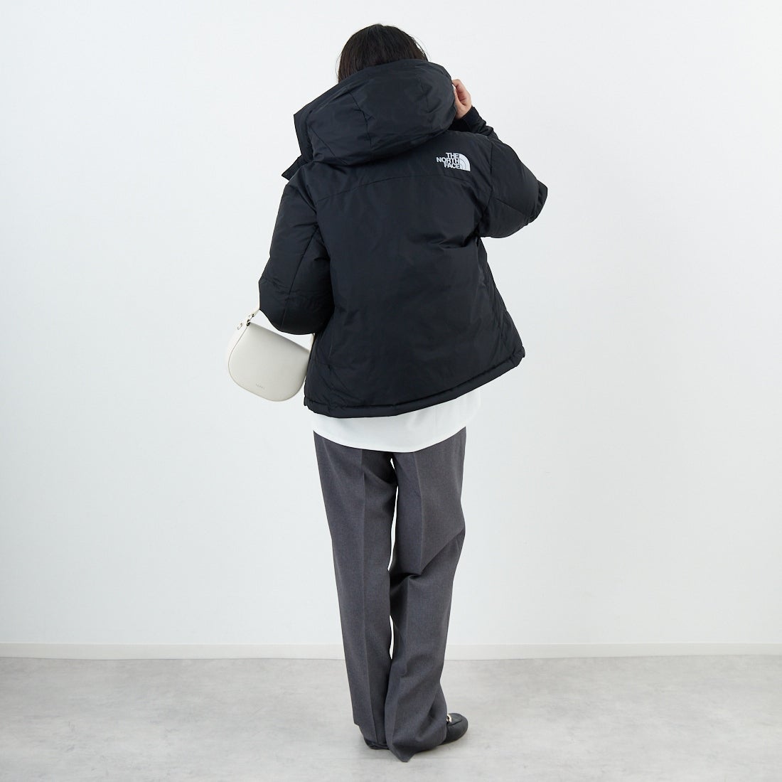 THE NORTH FACE [ザ ノースフェイス] ショートバルトロライトジャケット [NDW92551] K &&モデル身長：162cm 着用サイズ：L&&