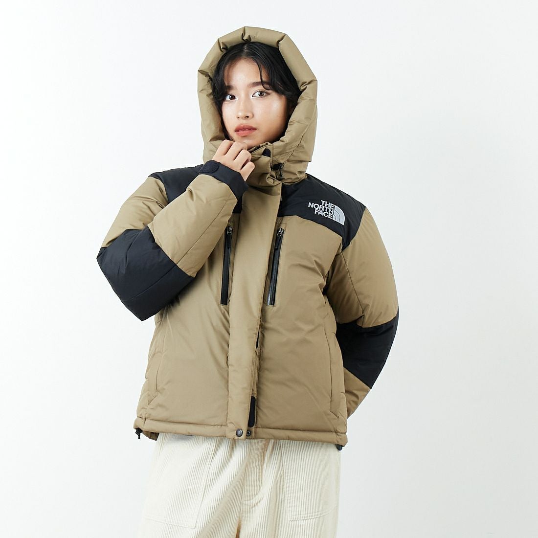 THE NORTH FACE [ザ ノースフェイス] ショートバルトロライトジャケット [NDW92551] CK&&モデル身長：162cm 着用サイズ：L&&
