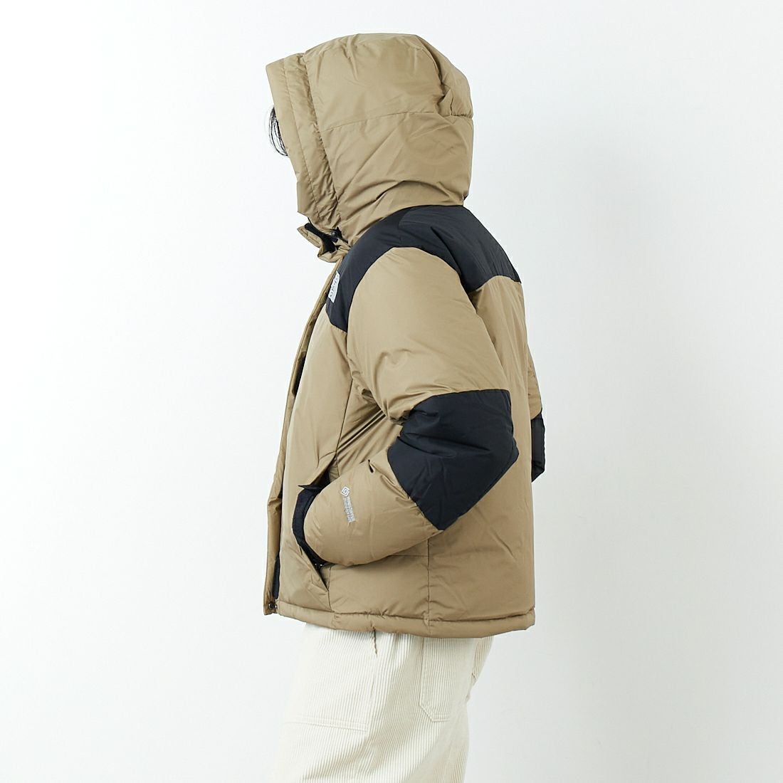 THE NORTH FACE [ザ ノースフェイス] ショートバルトロライトジャケット [NDW92551] CK&&モデル身長：162cm 着用サイズ：L&&