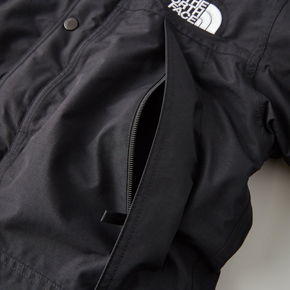 THE NORTH FACE [ザ ノースフェイス] マウンテンダウンジャケット [ND92549] K