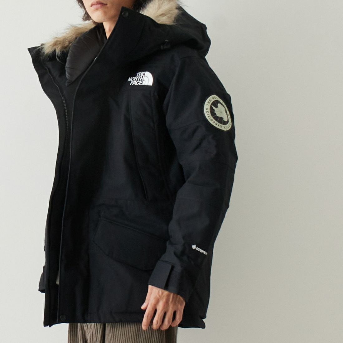THE NORTH FACE [ザ ノースフェイス] アンタークティカパーカ [ND92546] K &&モデル身長：182cm 着用サイズ：M&&