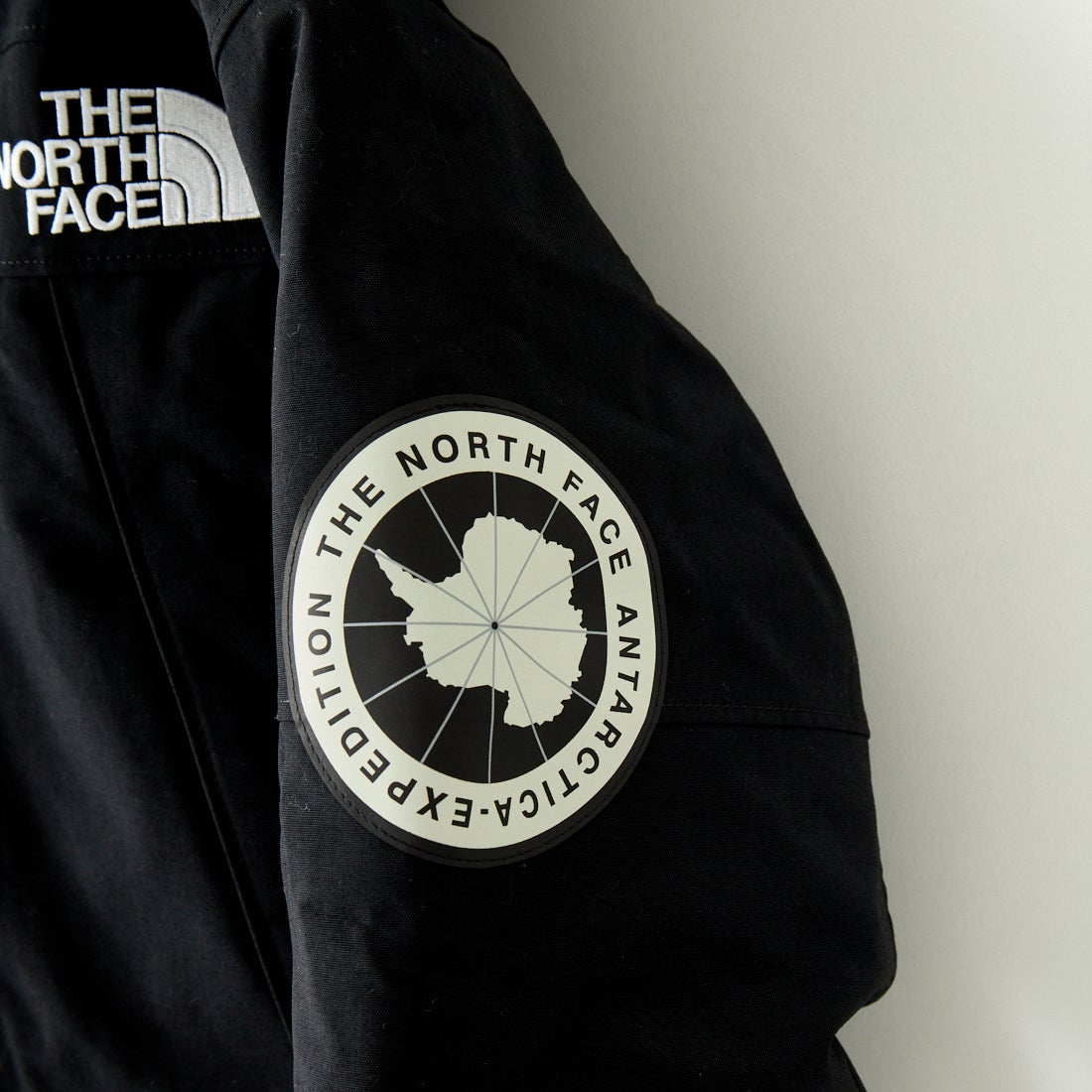THE NORTH FACE [ザ ノースフェイス] アンタークティカパーカ [ND92546] K