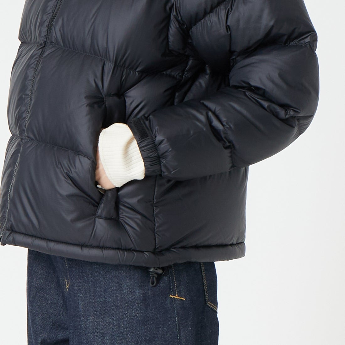 THE NORTH FACE [ザ ノースフェイス] ショートヌプシジャケット [NDW92555] K &&モデル身長：162cm 着用サイズ：M&&