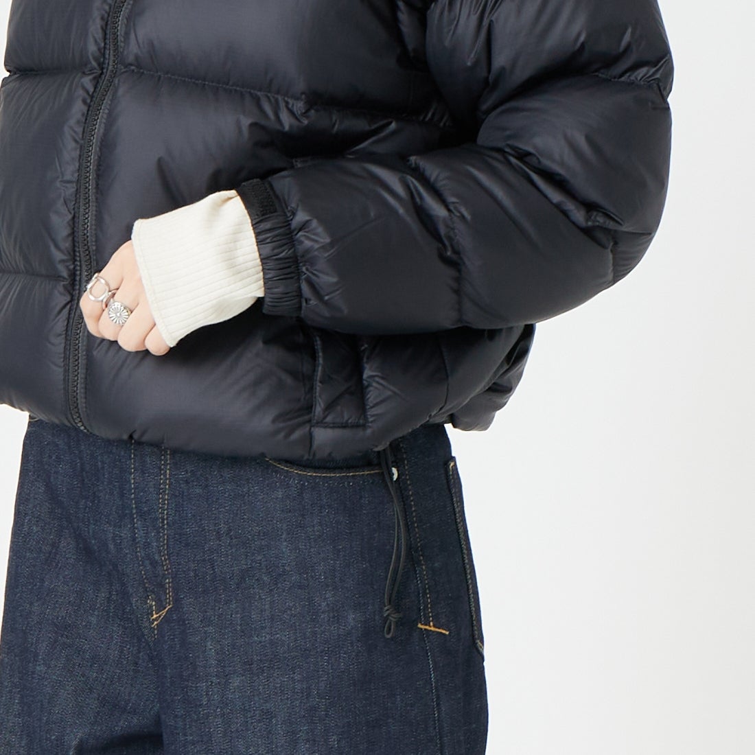 THE NORTH FACE [ザ ノースフェイス] ショートヌプシジャケット [NDW92555] K &&モデル身長：162cm 着用サイズ：M&&