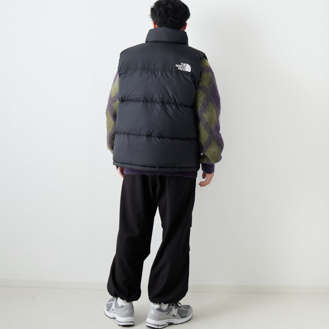 THE NORTH FACE [ザ ノースフェイス] ヌプシベスト [ND92557] K &&モデル身長：167cm 着用サイズ：M&&