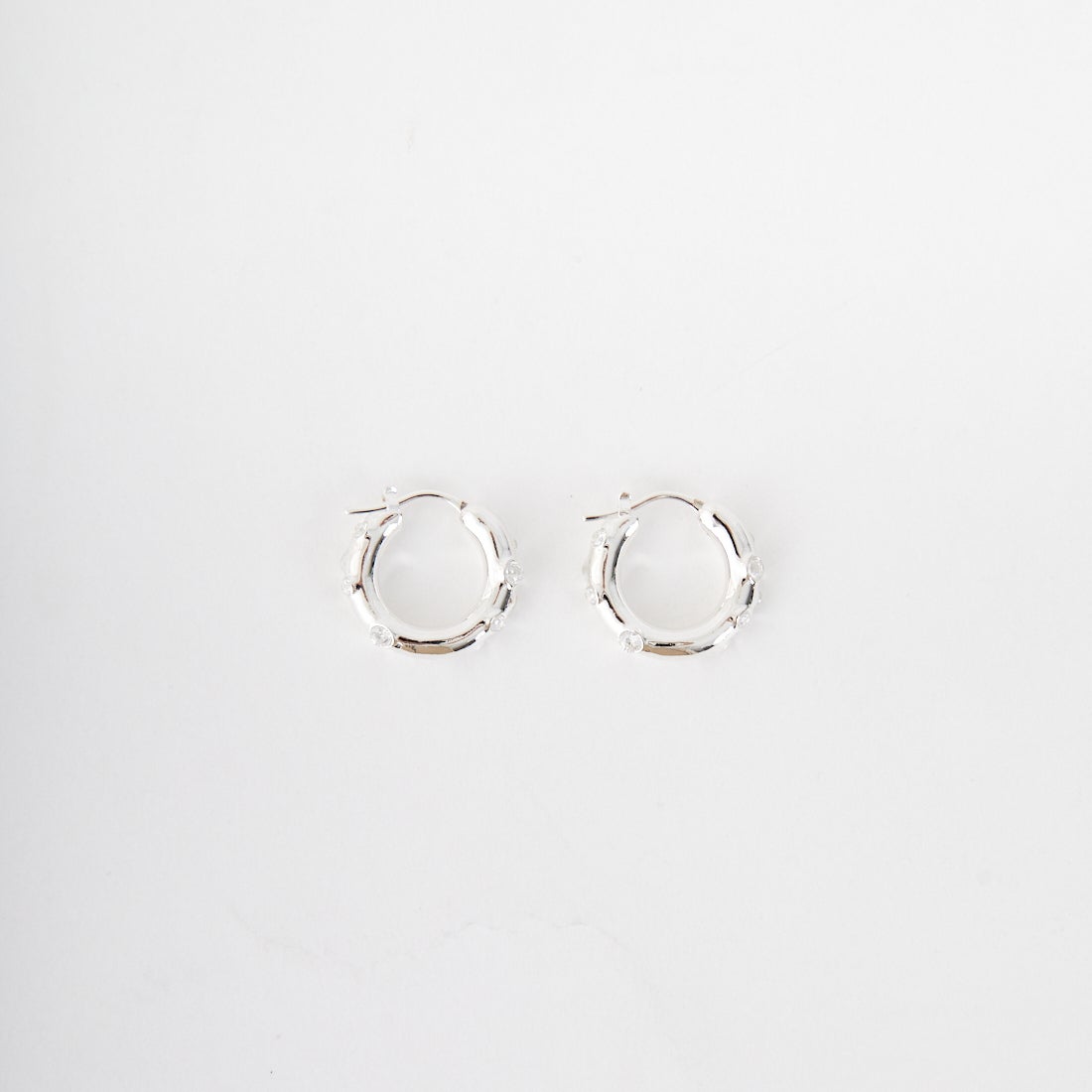 LAPUIS [ラピュイ] ガーデンフープピアス [252-220110] ｼﾙﾊﾞｰ