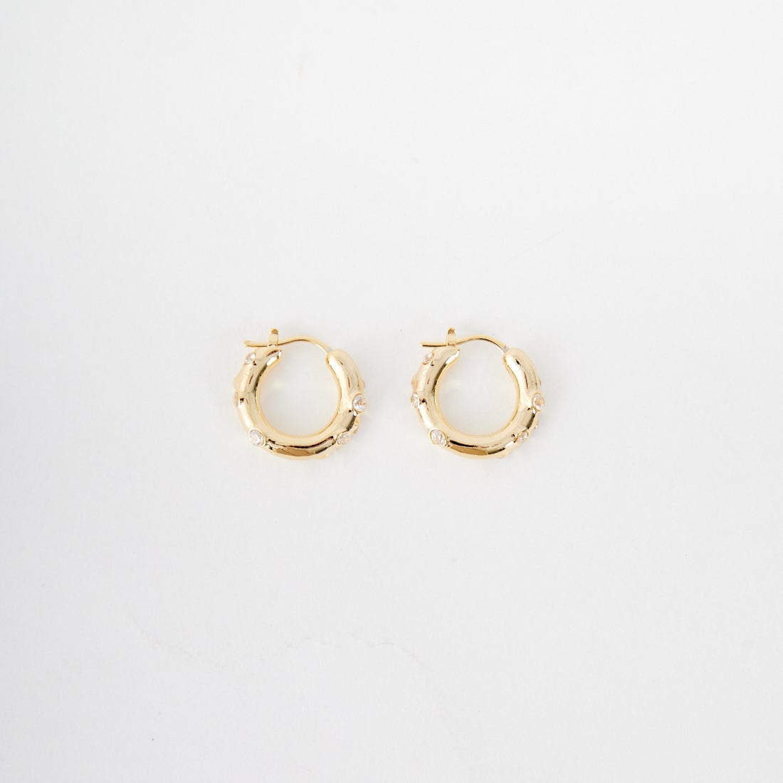 LAPUIS [ラピュイ] ガーデンフープピアス [252-220110] ｺﾞｰﾙﾄﾞ