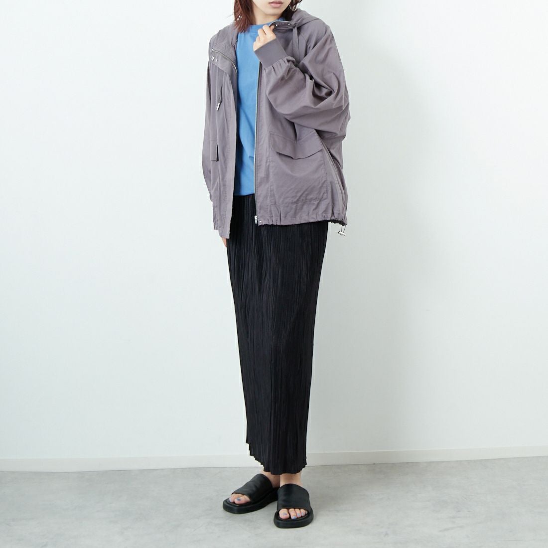 DIGNITE COLLIER [ディニテコリエ] フーディージップブルゾン [80255355] 003 ﾁｬｺｰﾙ &&モデル身長：167cm 着用サイズ：F&&