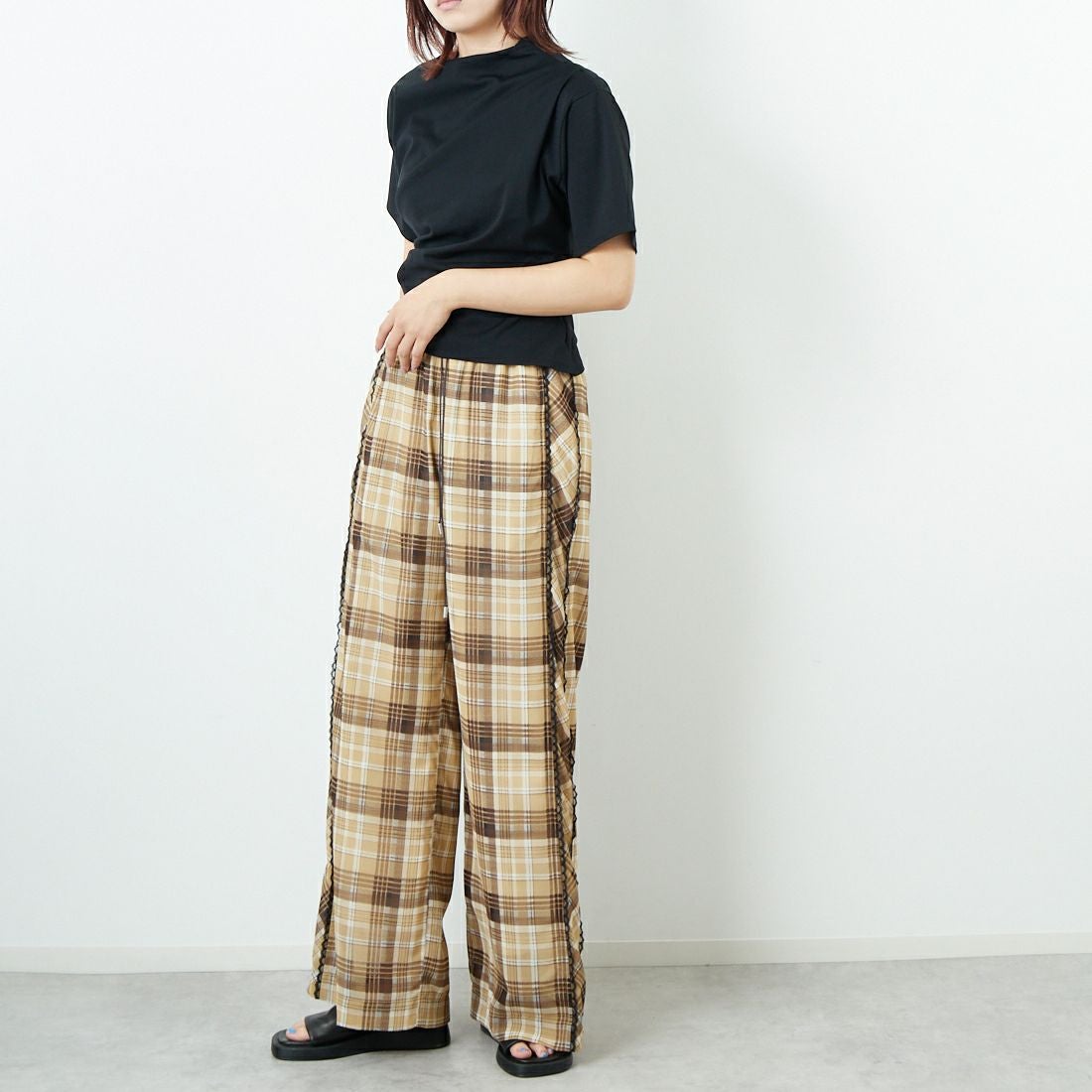 MAISON SPECIAL [メゾンスペシャル] サイドピコレースシアーチェックパンツ [21251465318] BGE &&モデル身長：167cm 着用サイズ：36&&