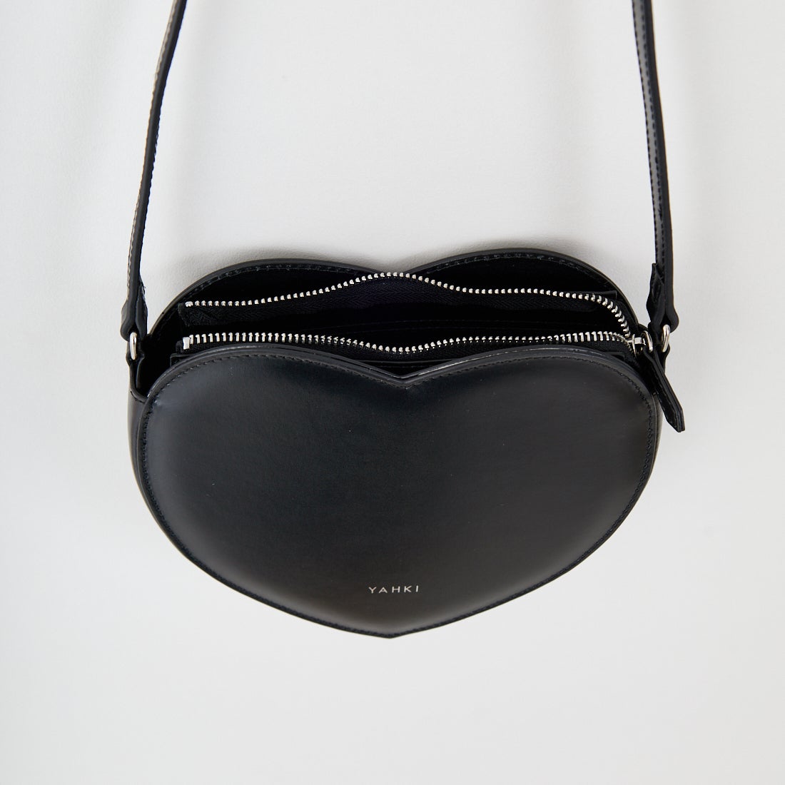 YAHKI [ヤーキ] レザーショルダーバッグ [YH-732] BLACK