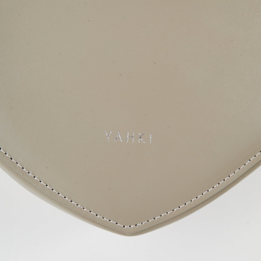 YAHKI [ヤーキ] レザーショルダーバッグ [YH-732] TAUPE