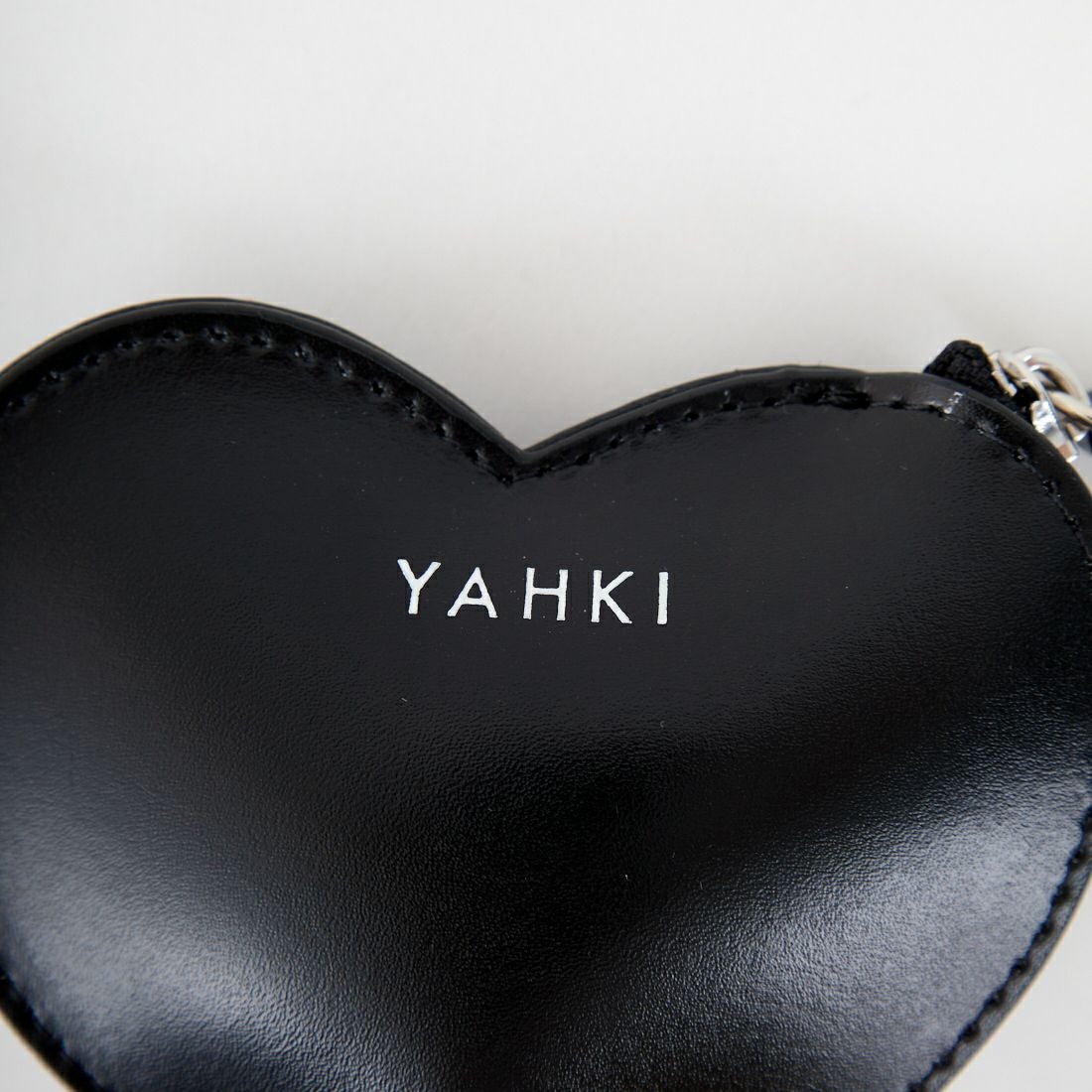 YAHKI [ヤーキ] レザーミニポーチ [YH-640] BLACK