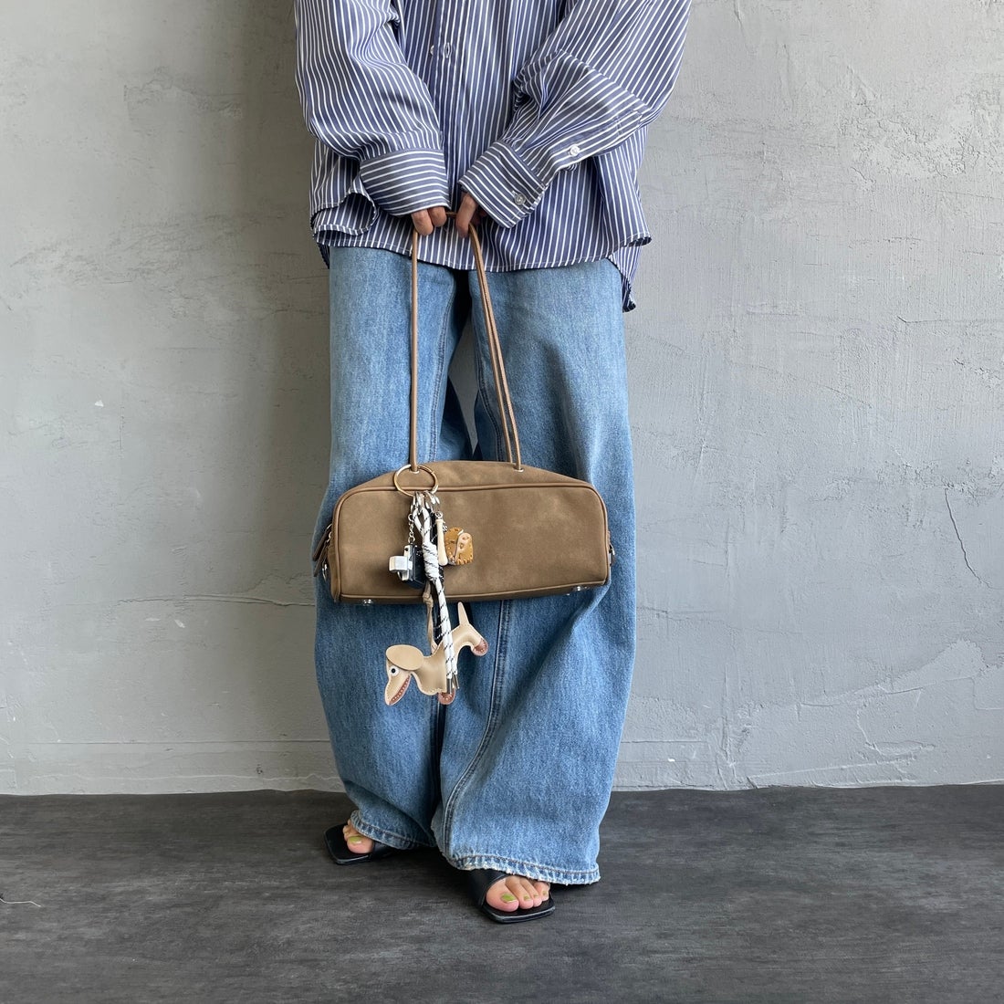 &MyuQ [アンドミューク] KAKU ショルダーバッグ [MCB096] S.SAND BEG