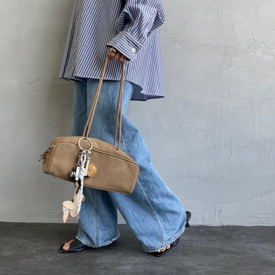 &MyuQ [アンドミューク] KAKU ショルダーバッグ [MCB096] S.SAND BEG