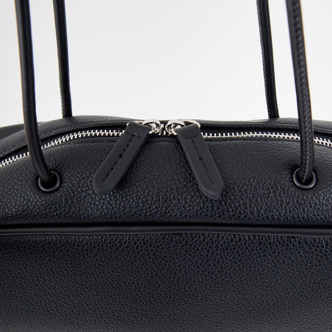 &MyuQ [アンドミューク] KAKU ショルダーバッグ [MCB096] BLACK