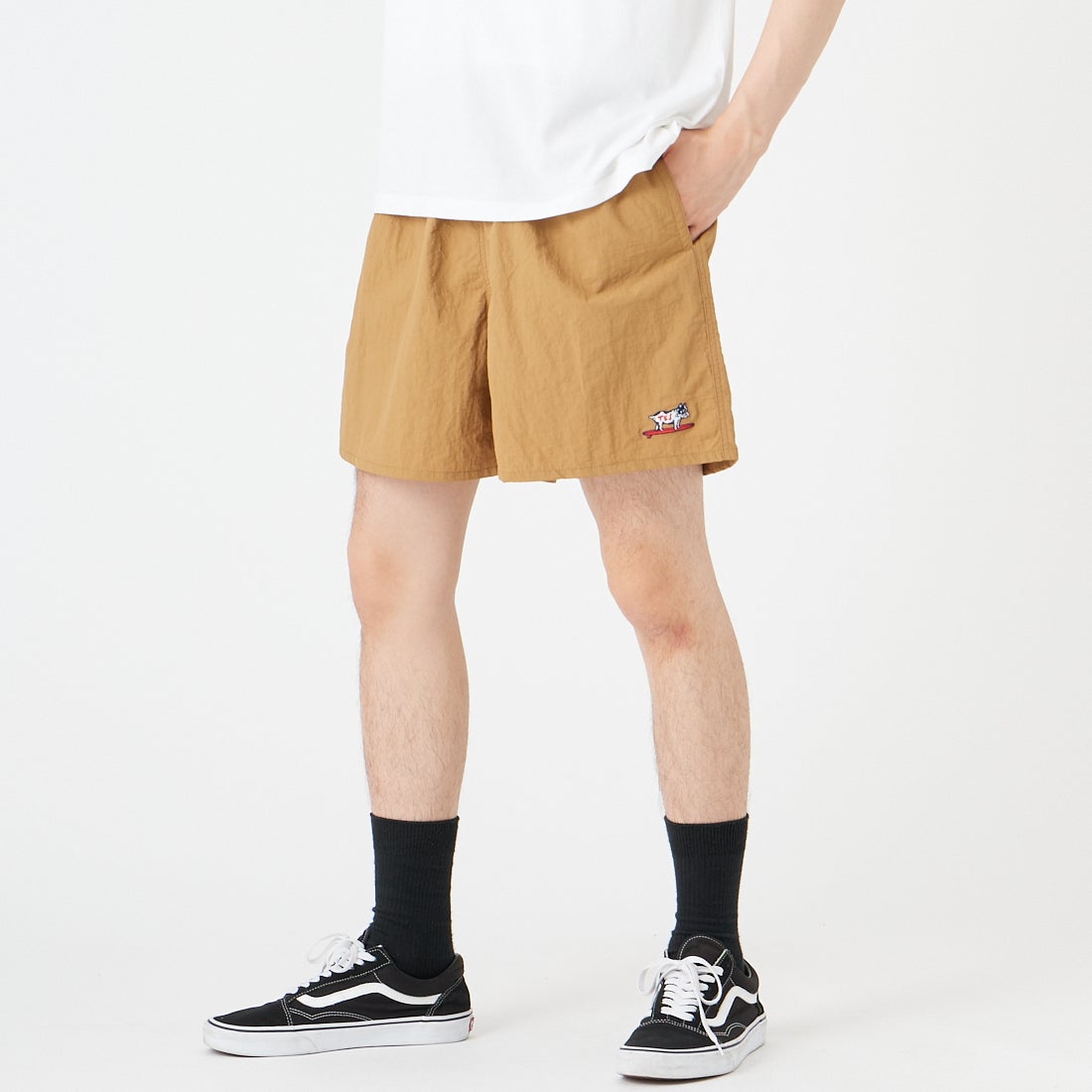 The Endless Summer [エンドレスサマー] ハンティントン ナイロンショーツ [SD-25574002] 34 CAMEL &&モデル身長：177cm 着用サイズ：M&&