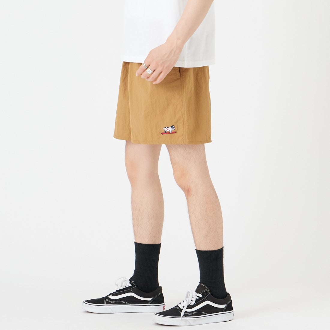The Endless Summer [エンドレスサマー] ハンティントン ナイロンショーツ [SD-25574002] 34 CAMEL &&モデル身長：177cm 着用サイズ：M&&