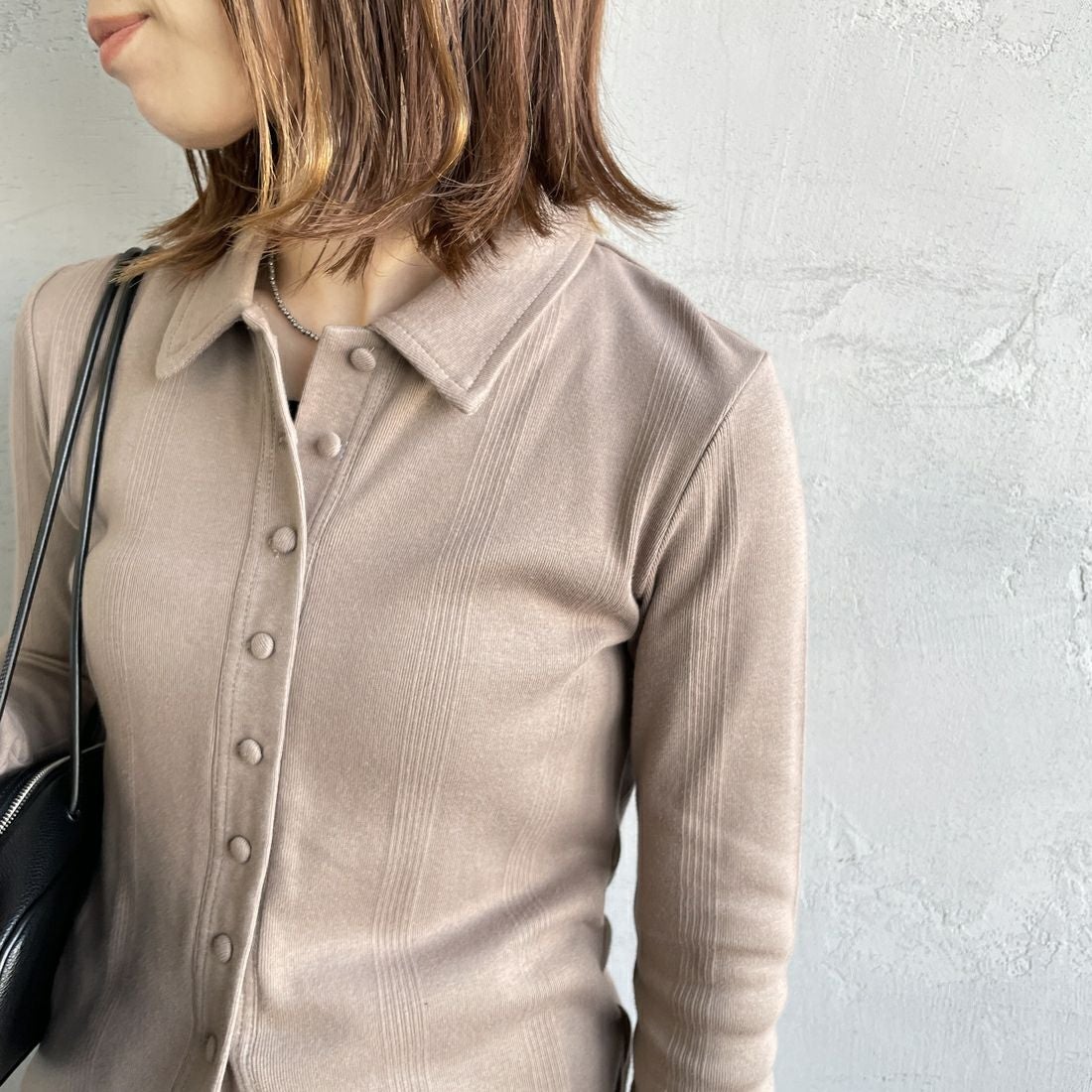 Robert P.Miller [ロバートピーミラー] 別注 パネルリブ ポロカーディガン [RM254-2179IN-JF] MOCHA &&モデル身長：158cm 着用サイズ：F&&