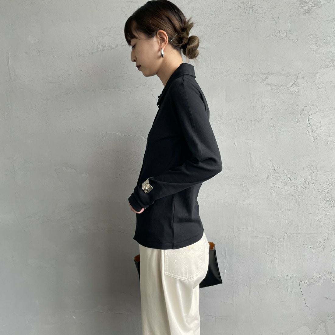 Robert P.Miller [ロバートピーミラー] 別注 パネルリブ ポロカーディガン [RM254-2179IN-JF] BLACK &&モデル身長：150cm 着用サイズ：F&&