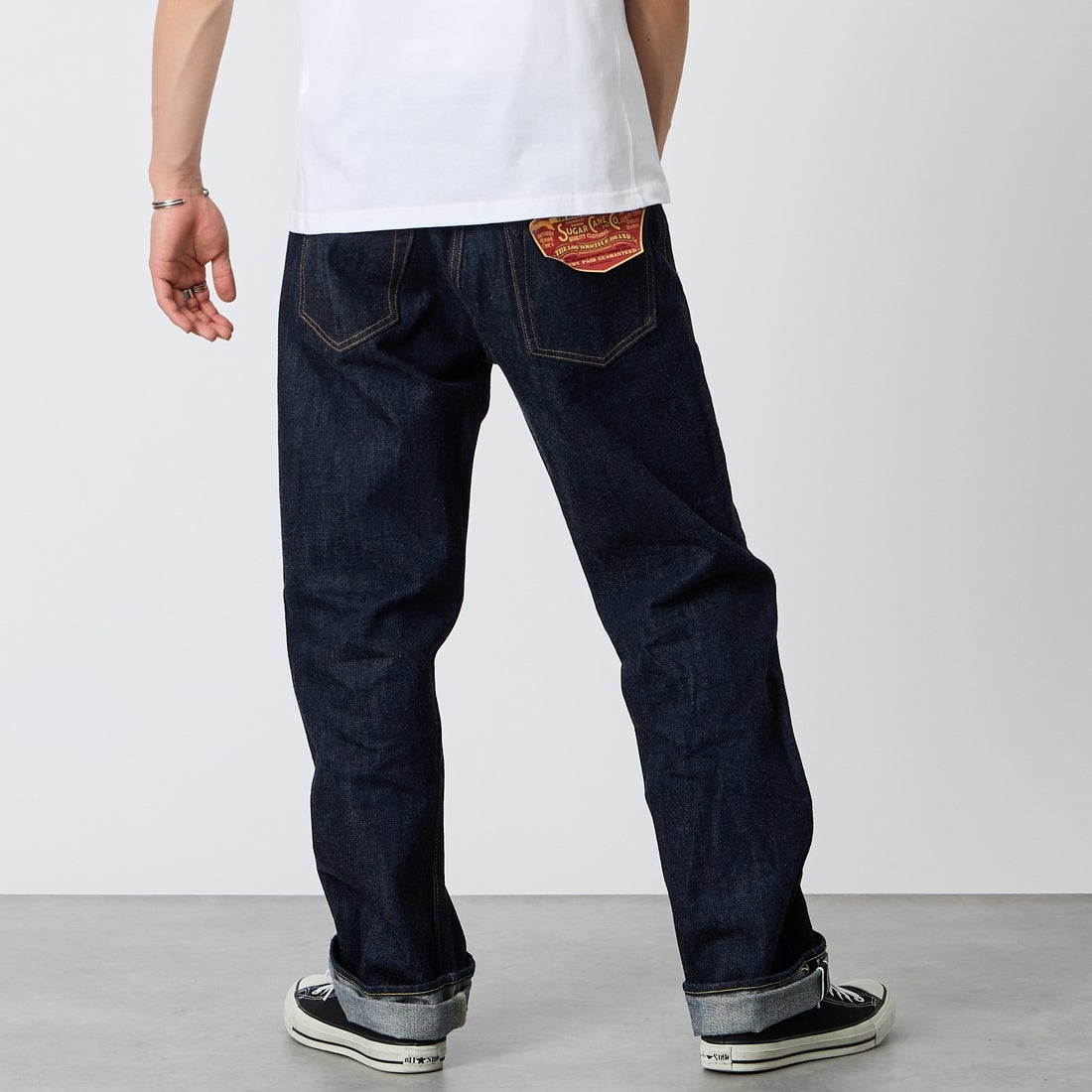 SUGAR CANE [シュガーケーン] 14.25ozスタンダードデニム 1947モデル [SC41947] 421A O.W &&モデル身長：177cm 着用サイズ：32&&