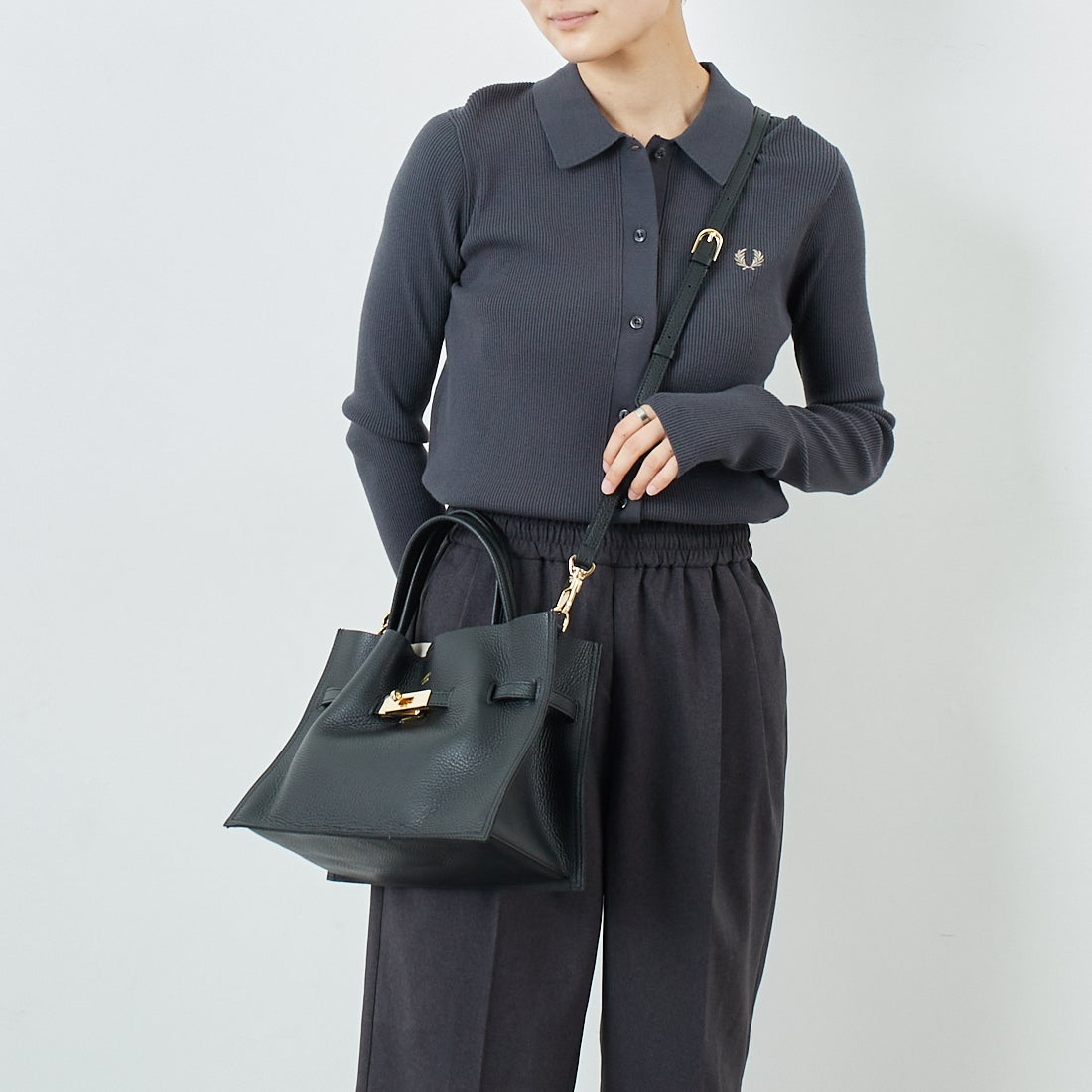 VIOLAd'ORO [ヴィオラドーロ] イタリアンWフェイスレザートートバッグ [V-1496] BLACK/GRAY