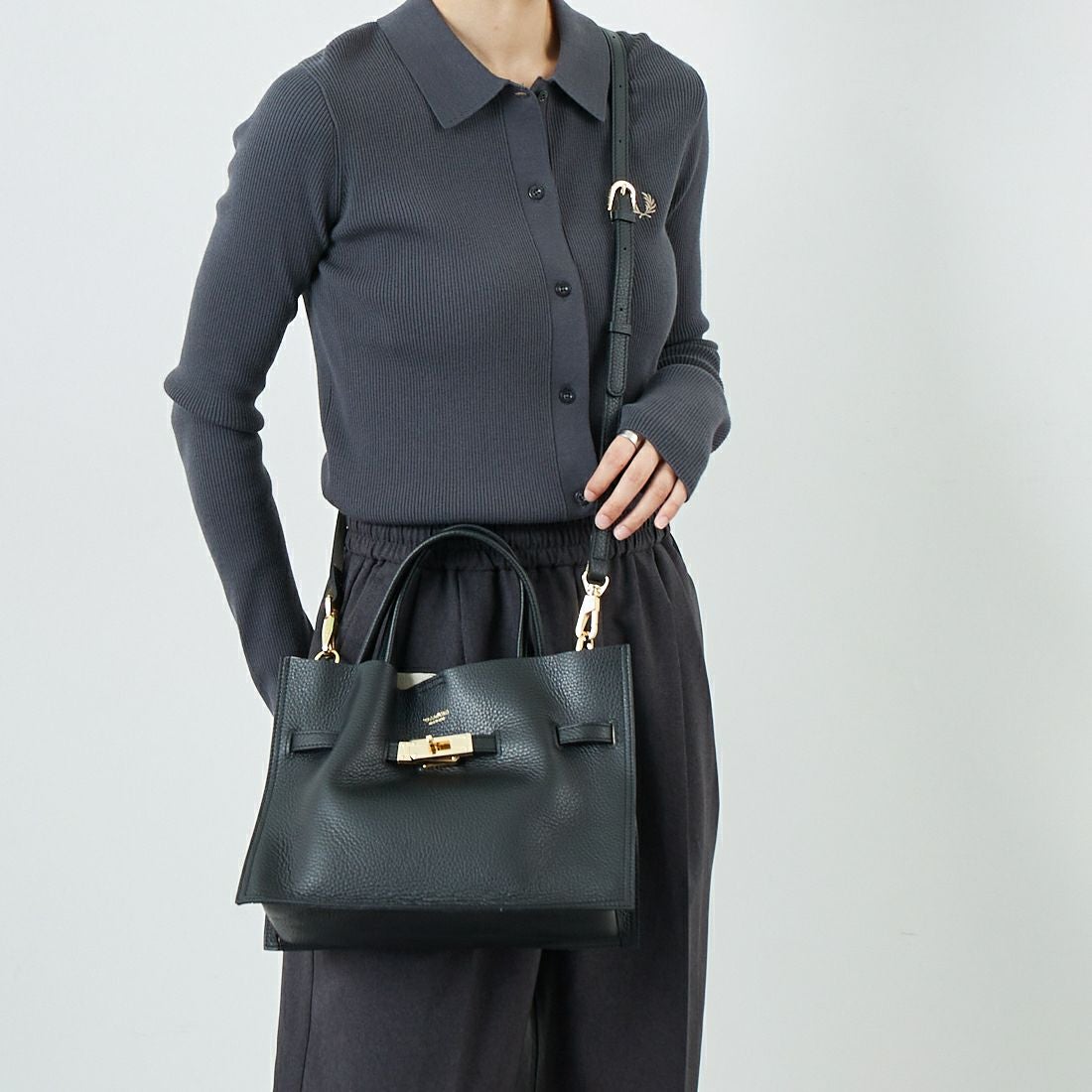 VIOLAd'ORO [ヴィオラドーロ] イタリアンWフェイスレザートートバッグ [V-1496] BLACK/GRAY