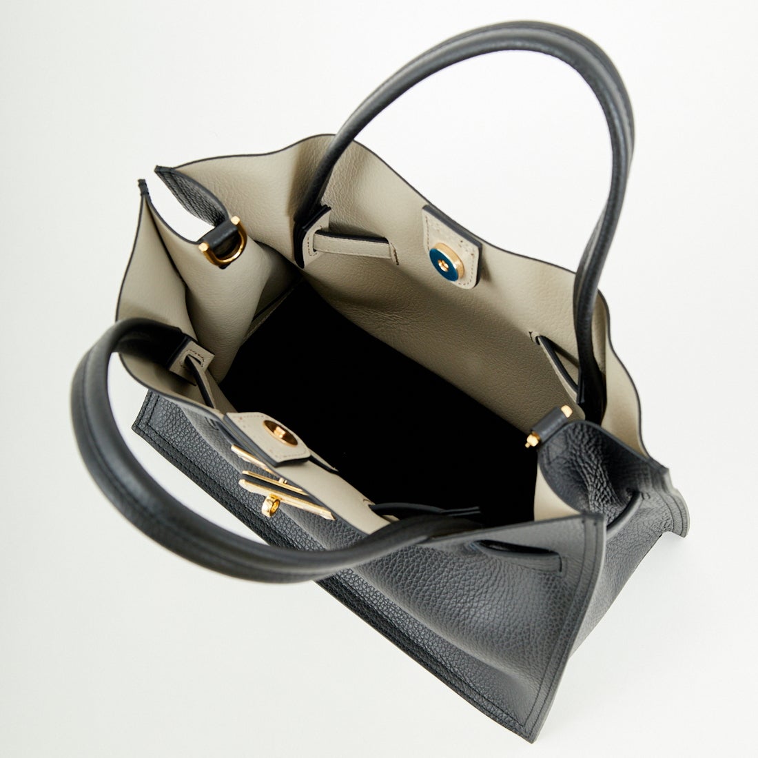 VIOLAd'ORO [ヴィオラドーロ] イタリアンWフェイスレザートートバッグ [V-1496] BLACK/GRAY