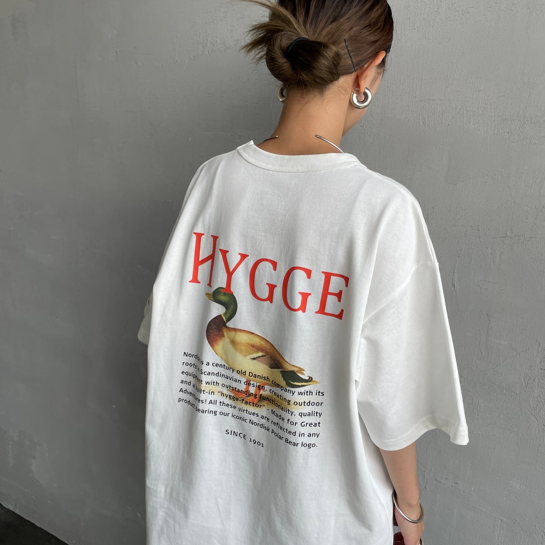 NORDISK [ノルディスク] 別注 HYGGE カモバックプリントTシャツ [NU11501-JF] WHITE &&モデル身長：150cm 着用サイズ：44&&