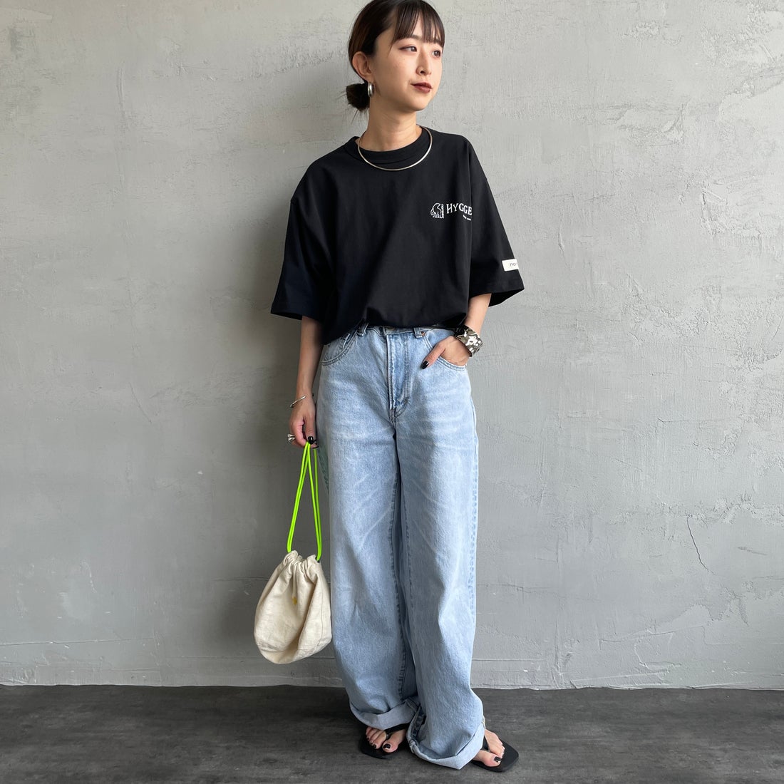 NORDISK [ノルディスク] 別注 HYGGE シカバックプリントTシャツ [NU11503-JF] BLACK &&モデル身長：150cm 着用サイズ：44&&