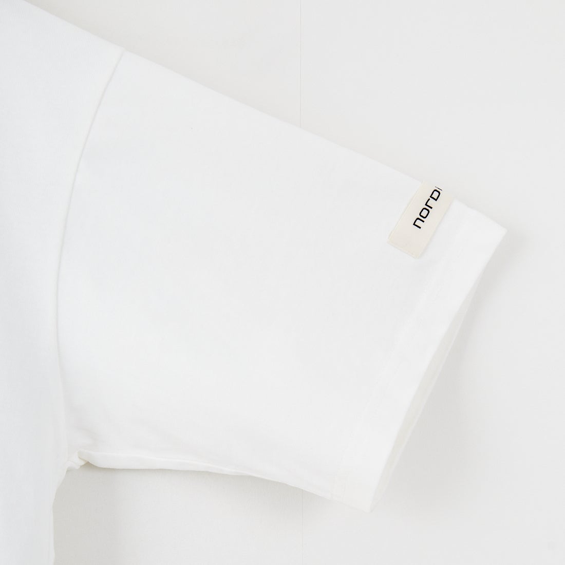 NORDISK [ノルディスク] 別注 HYGGE シカバックプリントTシャツ [NU11503-JF] WHITE