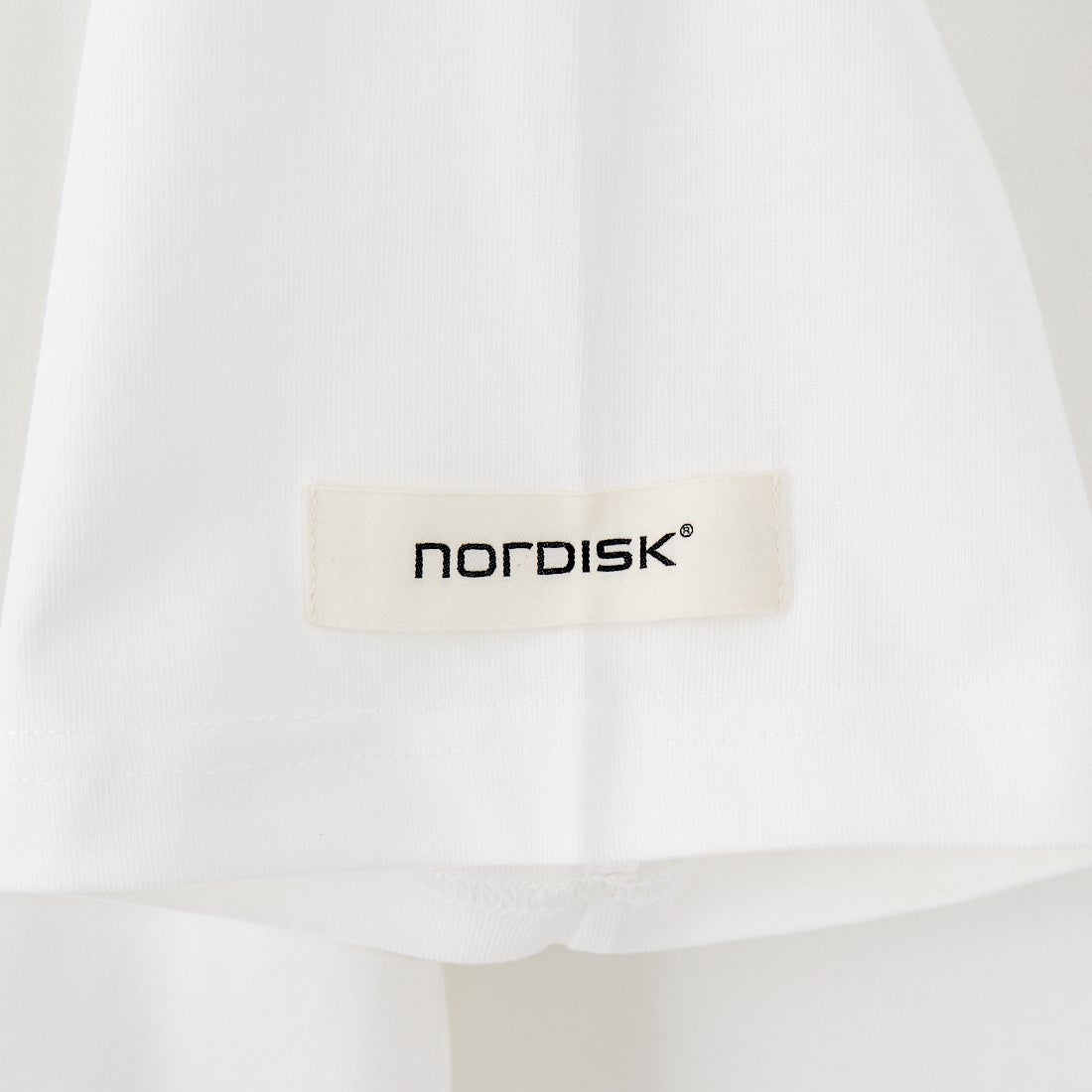 NORDISK [ノルディスク] 別注 HYGGE シカバックプリントTシャツ [NU11503-JF] WHITE