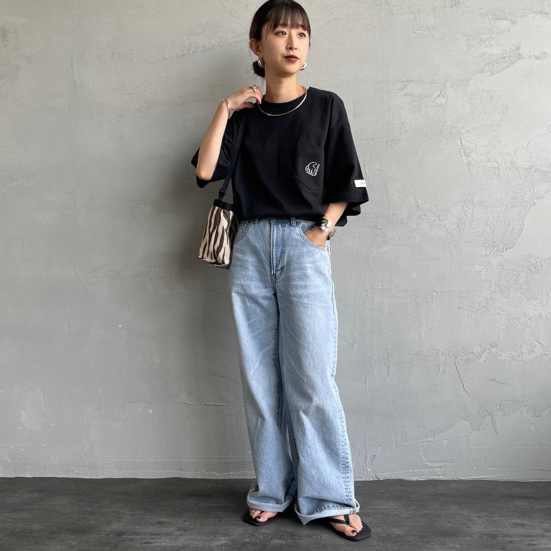 NORDISK [ノルディスク] 別注 ワンポイントポケットTシャツ [NU11505-JF] BLACK &&モデル身長：150cm 着用サイズ：44&&