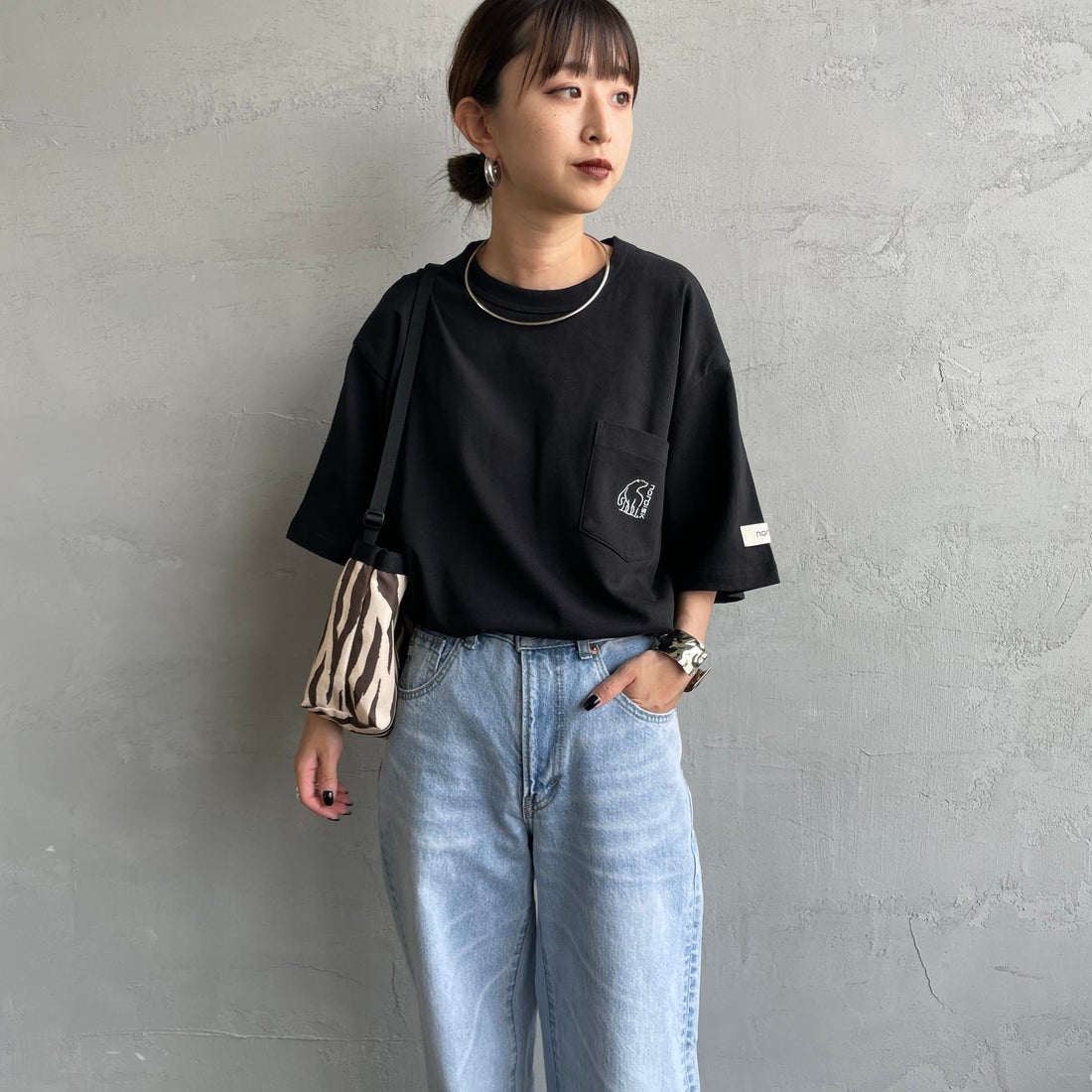 NORDISK [ノルディスク] 別注 ワンポイントポケットTシャツ [NU11505-JF] BLACK &&モデル身長：150cm 着用サイズ：44&&