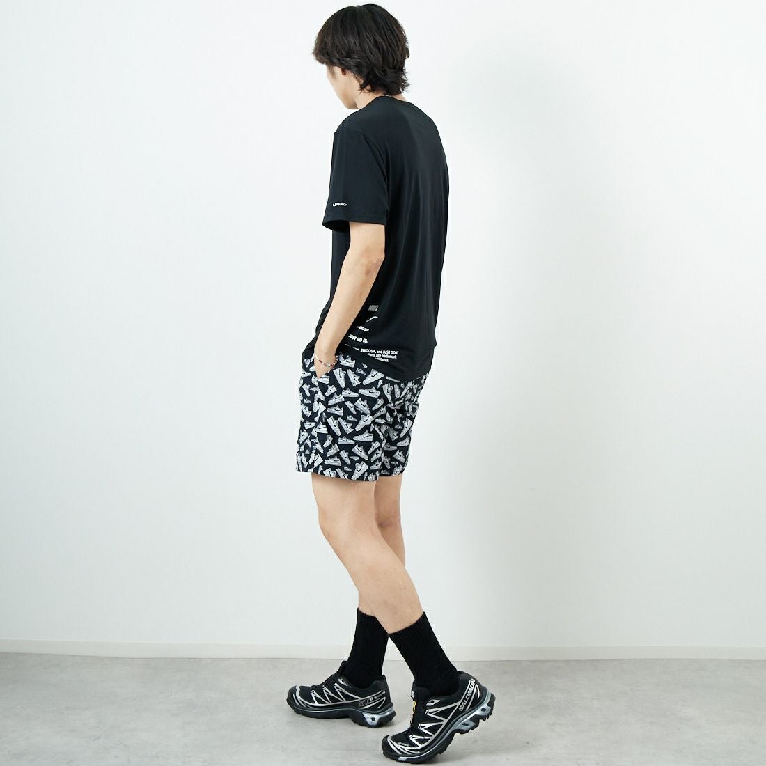 NIKE SWIM [ナイキスイム] エアフォース1プリント 7インチボレーショーツ [NESSF516] N001 ﾌﾞﾗｯｸ &&モデル身長：179cm 着用サイズ：L&&