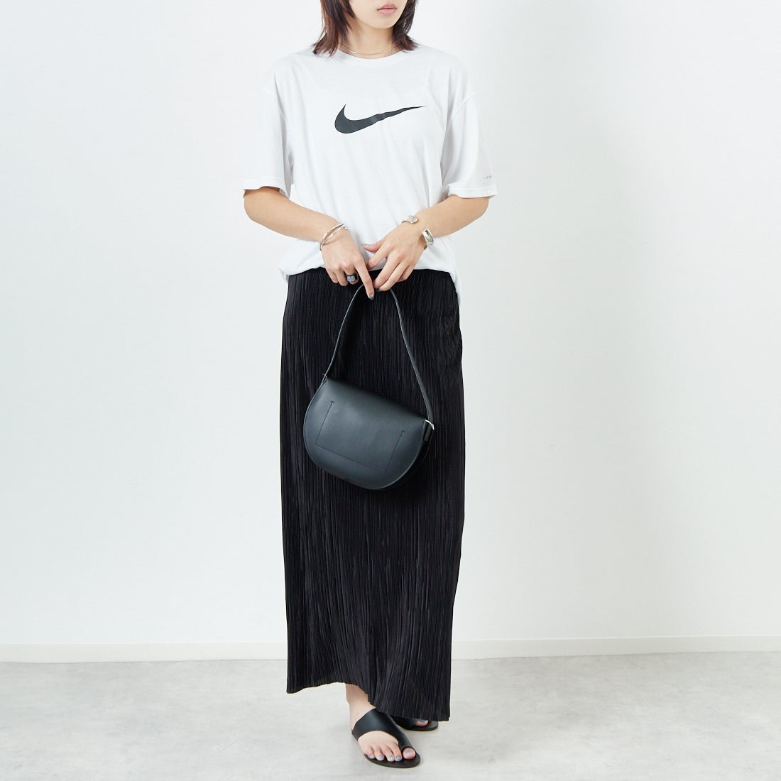 NIKE SWIM [ナイキスイム] コットンライク スニーカーボックスラッシュガード [NESSF523] N100 ﾎﾜｲﾄ &&モデル身長：167cm 着用サイズ：M&&