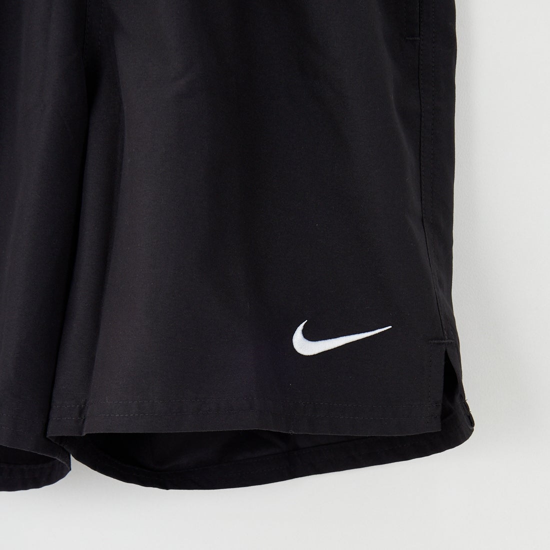 NIKE SWIM [ナイキスイム] ヒーロースタイル7インチボレーショーツ [NESSF559] N001 ﾌﾞﾗｯｸ