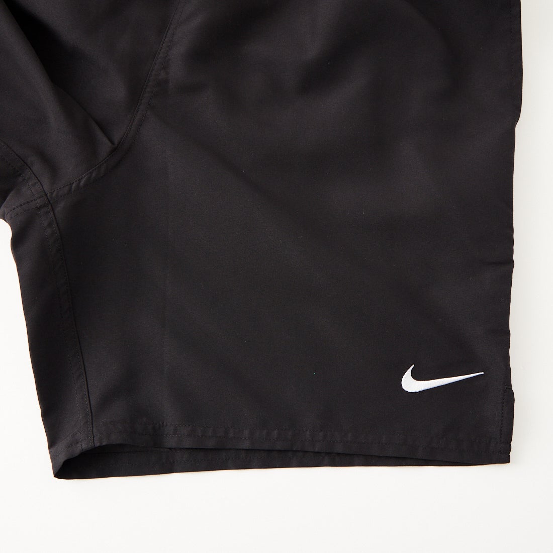 NIKE SWIM [ナイキスイム] ヒーロースタイル7インチボレーショーツ [NESSF559] N001 ﾌﾞﾗｯｸ