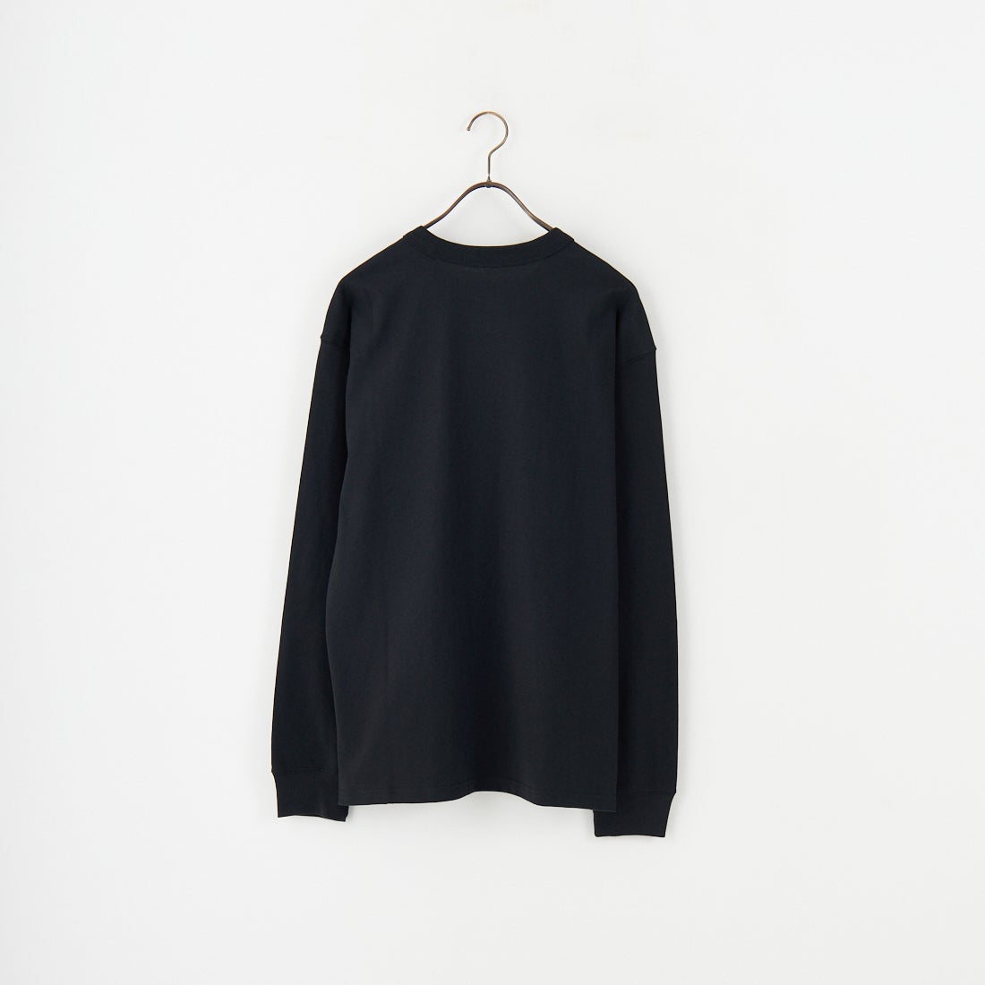 NIKE [ナイキ] プレミアムエッセンシャル ロングスリーブポケットTシャツ [DR7930]011 BLACK