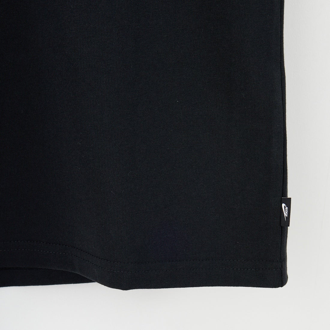 NIKE [ナイキ] プレミアムエッセンシャル ロングスリーブポケットTシャツ [DR7930]011 BLACK