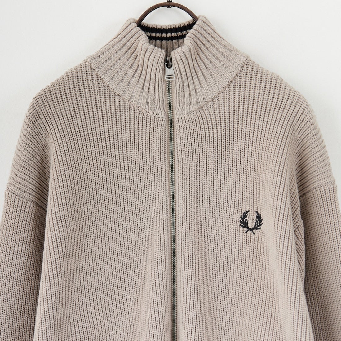 FRED PERRY [フレッドペリー] 別注 ドライバーズニット [FPM-25A-028JF] WARM OAT/B