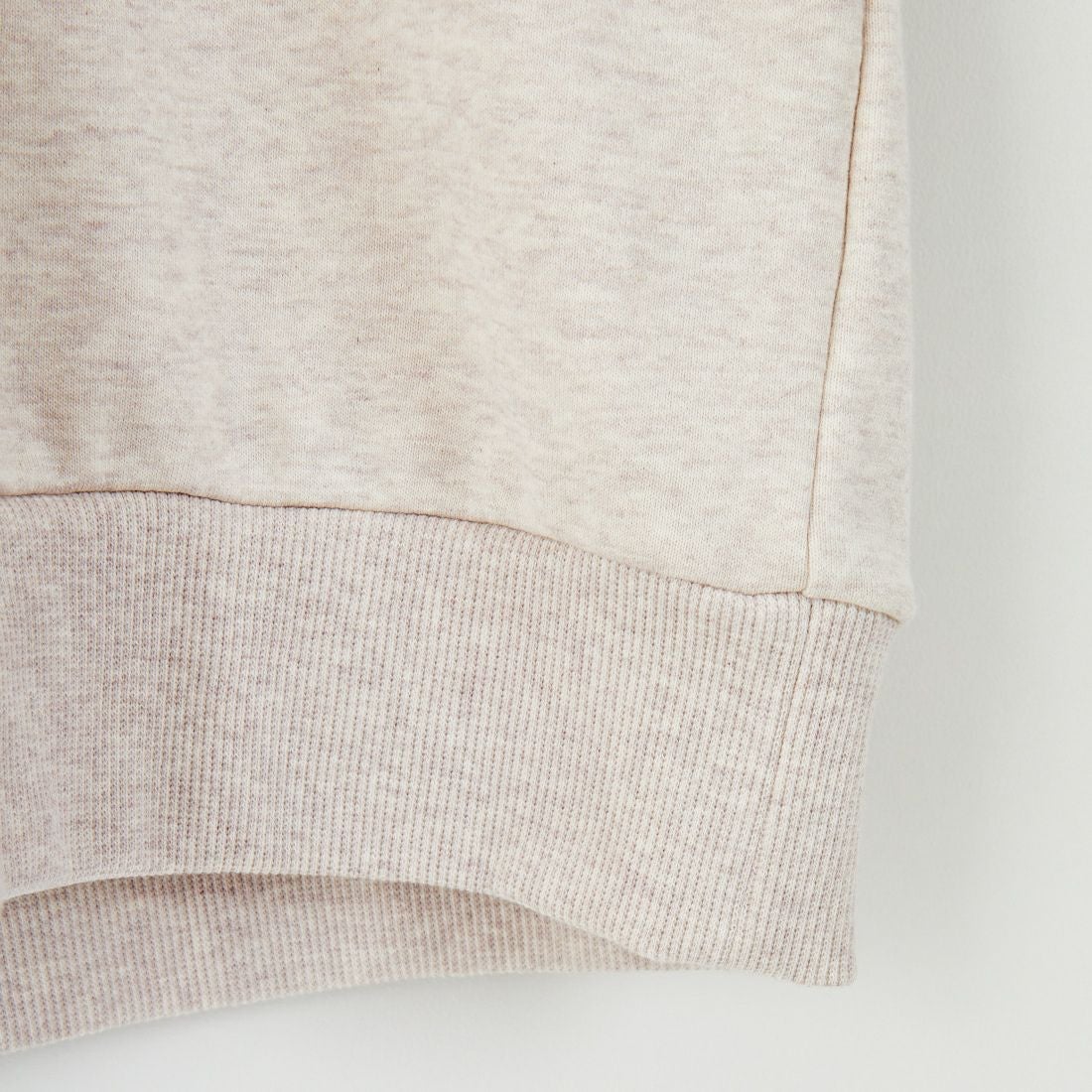 FRED PERRY [フレッドペリー] 別注 ツインティップライン ワンポイントロゴ刺繍クルーネックスウェット [FPM-25A-025JF] PORRIDGE M